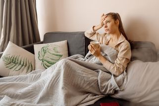 Nakažených covidem přibývá. Odborníci doporučují další dávku - Seznam Zprávy