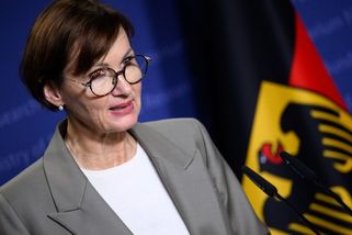 Připravujme děti na válku, žádá německá ministryně školství - Novinky