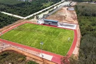 Není to ovál. Běžecká dráha v Thajsku vzbudila pozdvižení - Novinky