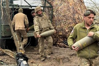 Od dubna hrozí rapidní pokles dodávek munice z české iniciativy. Může za to i pokrytectví Babišovy vlády