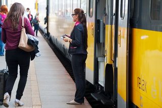 K plážím z Česka vyrážejí autobusy a vlaky - Novinky