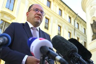 Zklamaná ODS, spokojení lidovci. Výborný si pochvaluje zisk 16 křesel