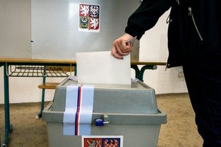 Česko čekají komunální volby. Na třetině území budou spojené s volbou do Senátu