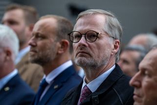 Nechutný útok na premiéra Fialu: Dezinformace, která se šíří internetem, tvrdí, že je agent Fialka