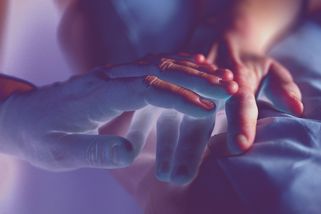 Měsíc před smrtí se začnete cítit takto, řekla zdravotní sestra a prolomila mlčení. Každému tato pravda mění pohled na život, je důležité si ji přečíst