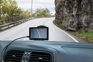 Navigace nebo autokamera v autě v Rakousku - Portál řidiče