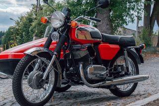 Jawa představila nový model. Češi mohou být pyšní na jednu z nejhezčích motorek v historii - Médium.cz