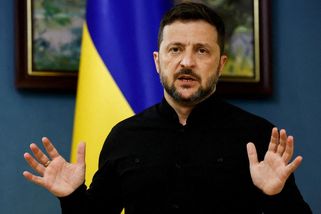 Zelenskyj má dvě tváře. Západ musí skončit s psí oddaností vůči němu, tvrdí analytici - Novinky