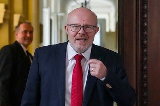 Exministři Válek a Stanjura opět neuspěli ve volbě do vedení VZP ČR