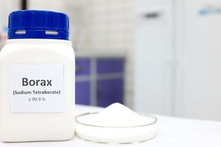 Jak dostat vakcínu z těla? Vykoupejte se v čistidle, radí vykukové - Novinky