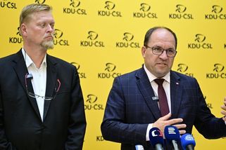 Ve vládě i Spolu zůstáváme, oznámili lidovci - Novinky
