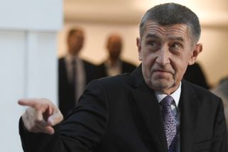„Ani korunu veřejnoprávním médiím.“ Babišův vzkaz...