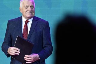 Václav Klaus je zpět. Ladí motor Motoristům
