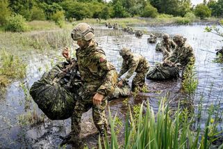 Od Ruska jsou daleko. Přesto si nebezpečí uvědomují každý den - Seznam Zprávy