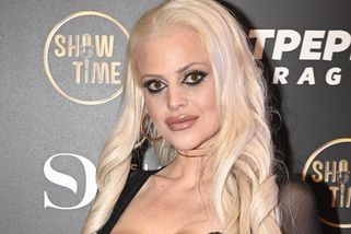 A v čem uklízíte vy? Dráždí v minisukni a na podpatcích o 60 kilo lehčí Charlotte Štiková - Super.cz