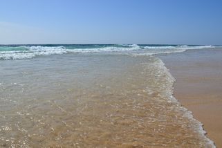 Češi v říjnu v tichosti mizí na Kanáry. Pochvalují si nízké ceny, prázdné pláže a teploty přes 27 °C