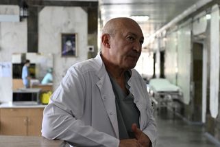 Fotky: Zraněné Ukrajince trápí i neviditelný nepřítel. Odolné superbakterie - Seznam Zprávy