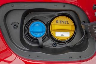 Lidé skupují AdBlue. Nedostatek zatím nehrozí, říká Orlen - Garáž.cz