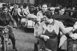 Měli jen kufr. Jak Češi v roce 1938 během pár dní přišli o domov - Médium.cz