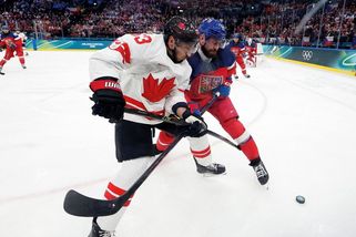 Zraněný Crosby posloužil Kanaďanům jako motivace. Marchand si výkon Čechů nemohl vynachválit - Sport.cz