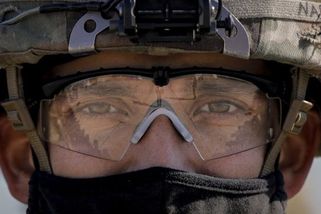 Na Ukrajinu bojovat nejezděte, hrozí za to vězení, varuje Čechy ministryně - Seznam Zprávy