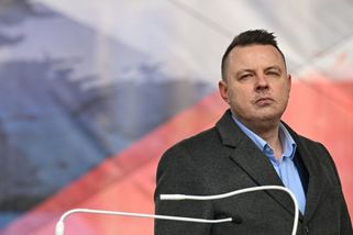 Demonstrace prý už nestačí. Rajchl chce pořádat ná...