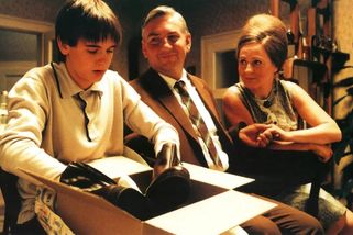 Natočit Pelíšky nebyla žádná sranda: Štáb riskoval a nejslavnější scéna neměla vůbec existovat