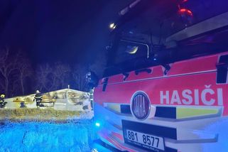 Plameny, výbuchy a jedna oběť. První adventní požár skončil na Brněnsku tragicky - Novinky