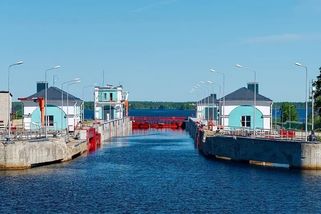 Bělomořsko-baltský kanál měl být chloubou ohyzdného režimu. Na stavbě, která je k ničemu, zemřely tisíce lidí