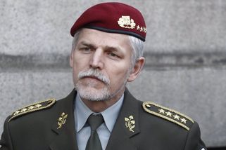 Generál Pavel představil desatero proti chaosu: Takhle chce zatočit s covidem – eXtra.cz