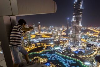 Bezpečný přístav bohatých Rusů a jejich peněz, šest hodin letu od Prahy — HlídacíPes.org