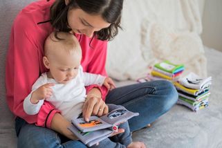 Mějte děti včas, radí český lékař studentkám. Kéž by ho žádná z nich neposlechla - Médium.cz