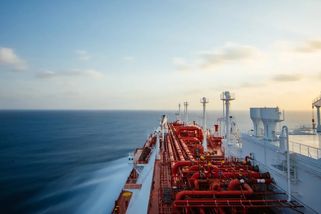 Svět zaplavuje LNG. Vývoz plynu roste nejrychleji za tři roky, USA míří k rekordu