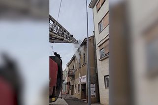 Po výbuchu zachvátil požár byt u výstaviště v Brně. Tři lidé skončili v nemocnici - Novinky