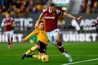 "Nejhorší z hrozných." Součkova krize sílí, v Anglii nechápou, proč hraje