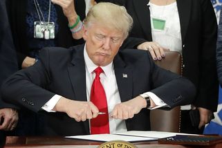 Diktátorem budu jen první den, slíbil Trump. Co čekat od chvíle, která se blíží - Novinky