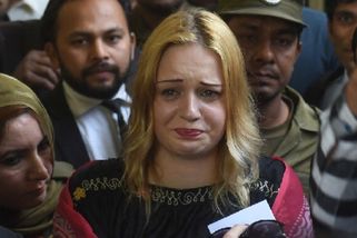 Tereza H. by se konečně mohla dostat domů. Jde o týdny. Ministerstvo zahraničí řeklo, jakou pomoc jí aktuálně zajišťuje