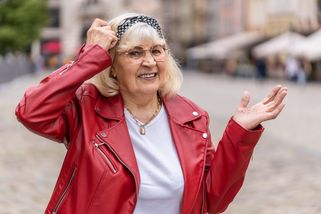 Divný přešlap v oblékání českých seniorek. Myslí si, že omládnout, ale ve skutečnosti vypadají o 10 let starší