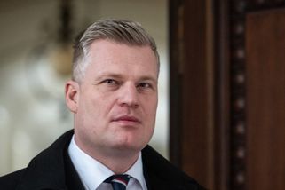 Co dál s melancholickým Turkem? Motoristy ‚vyzvedl na svém hřbetu‘ a teď je jen ‚neministrem‘