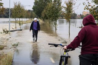 Kvůli očekávanému extrémnímu dešti zasedne Ústřední povodňová komise - Seznam Zprávy