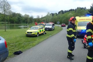Dvě tragické nehody na Moravě. Zemřel mladý motorkář i chodkyně - Novinky