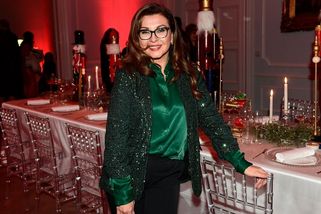 Neskutečná Morávková, Lounová s dcerkou a Švantnerová s odhaleným břichem: Vánoční pozdravy slavných - Proženy.cz