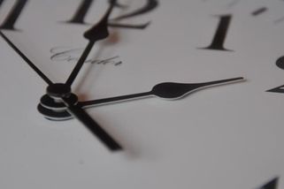 Změna času se v EU řeší už osm let. Europoslanci jsou pro konec střídání