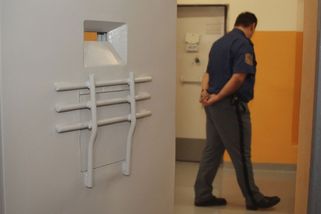 Špatné zprávy z českých věznic. Napadení i pokusy o vraždu. Personál chybí - Seznam Zprávy