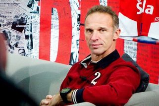 S Rakouskem je to povinné vítězství, řekl legendární Dominik Hašek. Vysvětlil, co se trenérům povedlo, a odhadl, jakou medaili nároďák přiveze