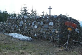 „Umírali klidně, bez křiku, jako praví hrdinové.“ Na svátek sv. Jiří 1945 bylo popraveno 18 skautů - Médium.cz
