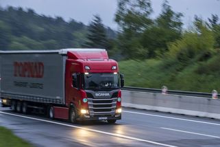 Stát přijde o stamiliony z mýta, se kterými počítá v rozpočtu - Seznam Zprávy