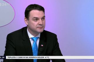 Pomoc Čechům je priorita, uvedl Macinka. Svolal na MZV krizový štáb - Novinky