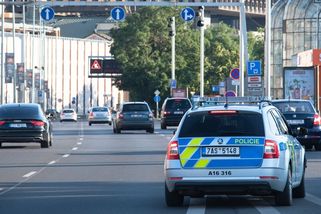 Řidiči se mají na co těšit. Dopravní policie příští rok přitvrdí - Novinky