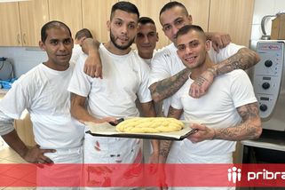 Vánoce ve vězení: Jak odsouzení prožívají adventní čas za mřížemi?